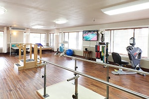 The rehab gym at Whitney Oaks